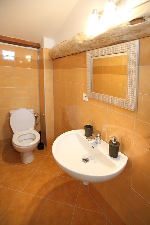 Penzion Ulicka Stupava Bagian luar foto